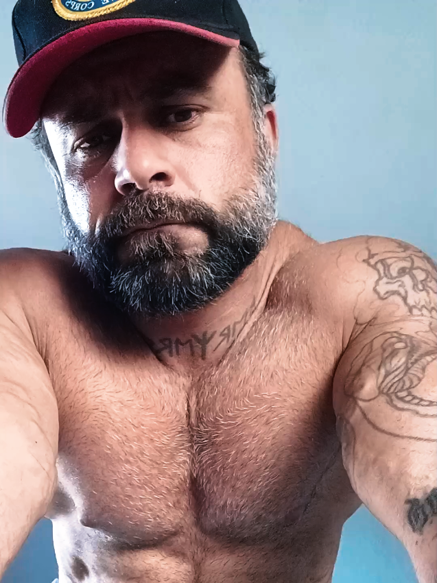 @Flesh_artist_1985