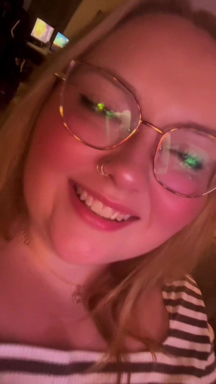 @alexmochi 🧚