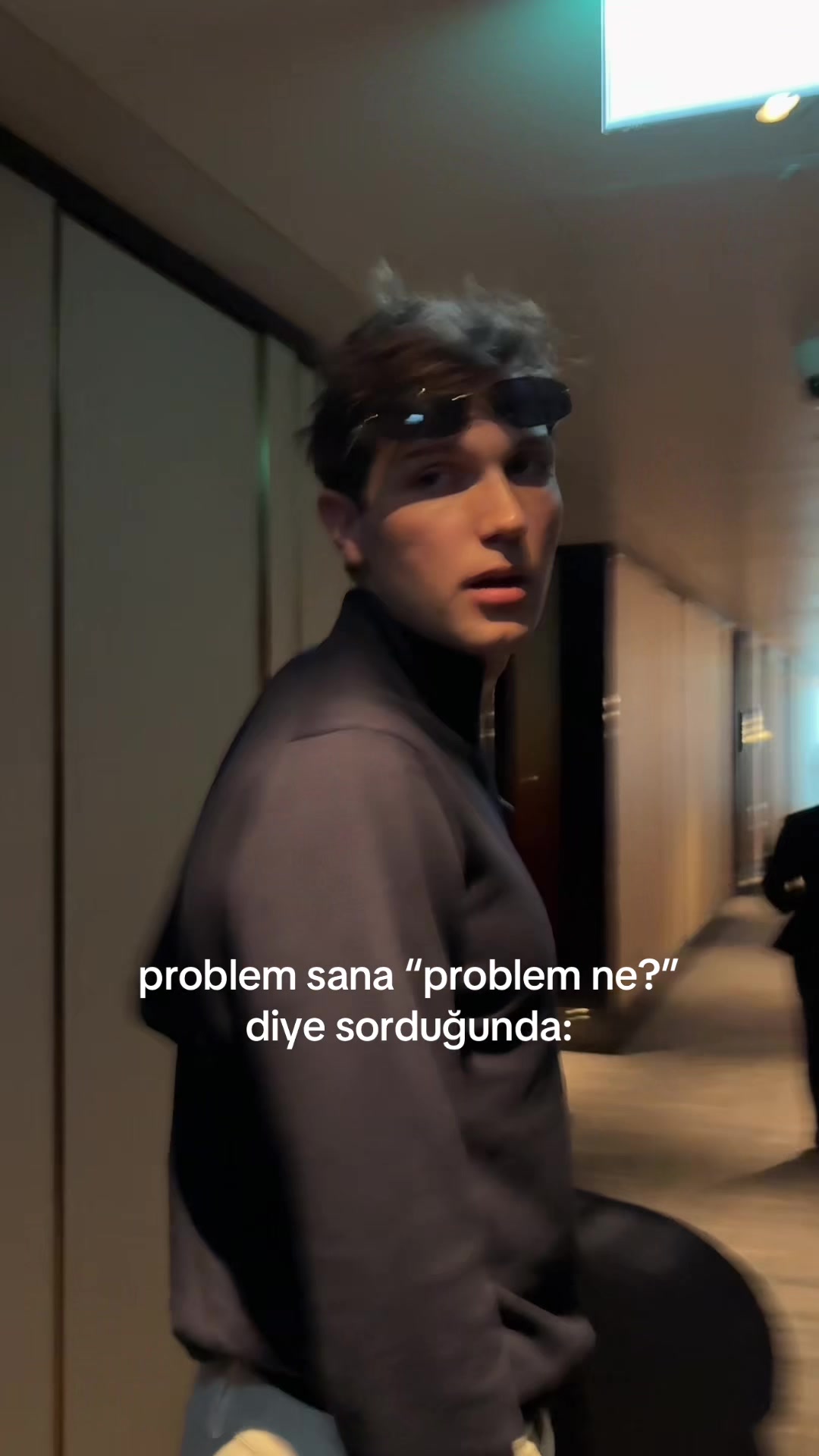 @Uyav