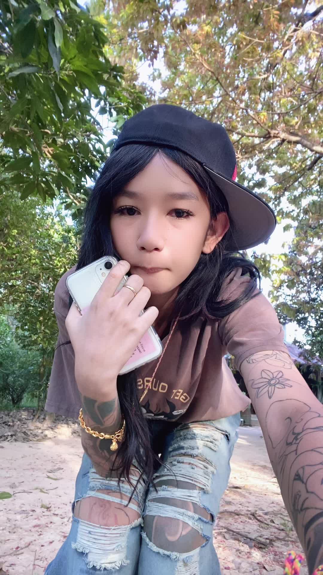 @អូក ណូក ជ័រ ☺️