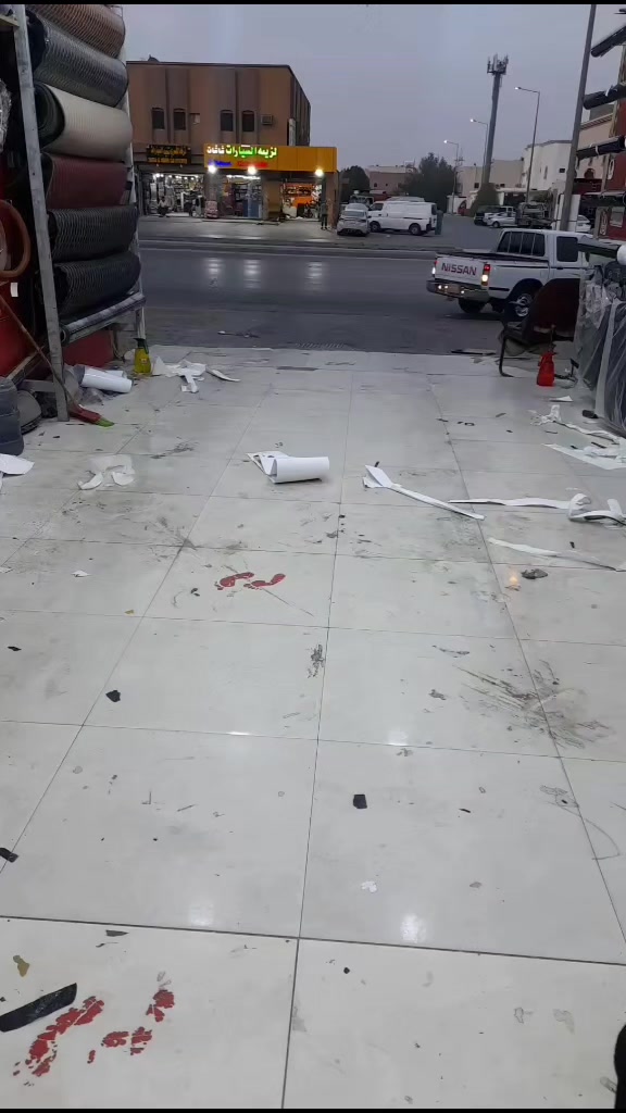 @صفرين ثلاثة  لزينة السيارات