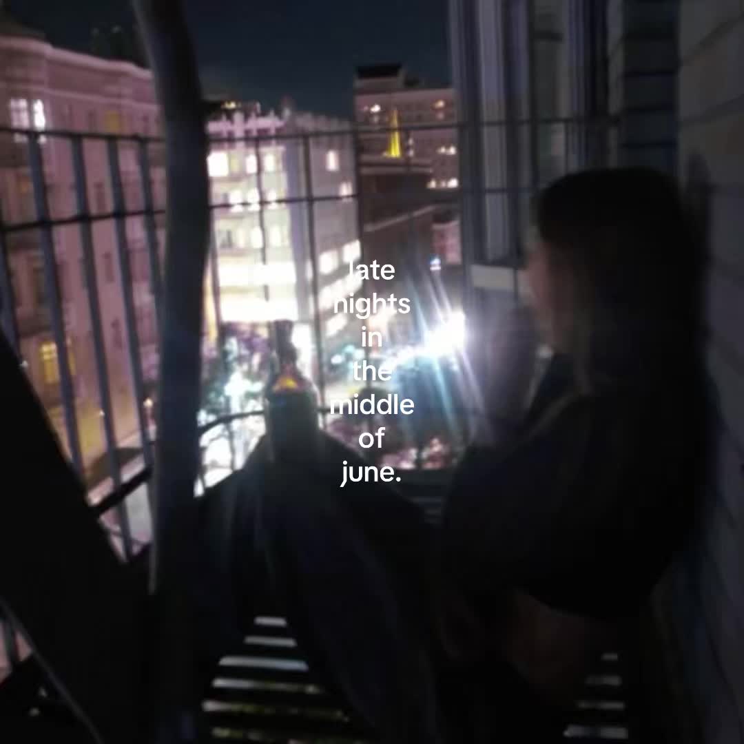 @🎧