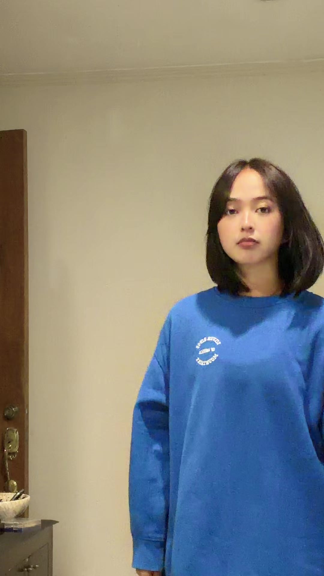 @annamariee