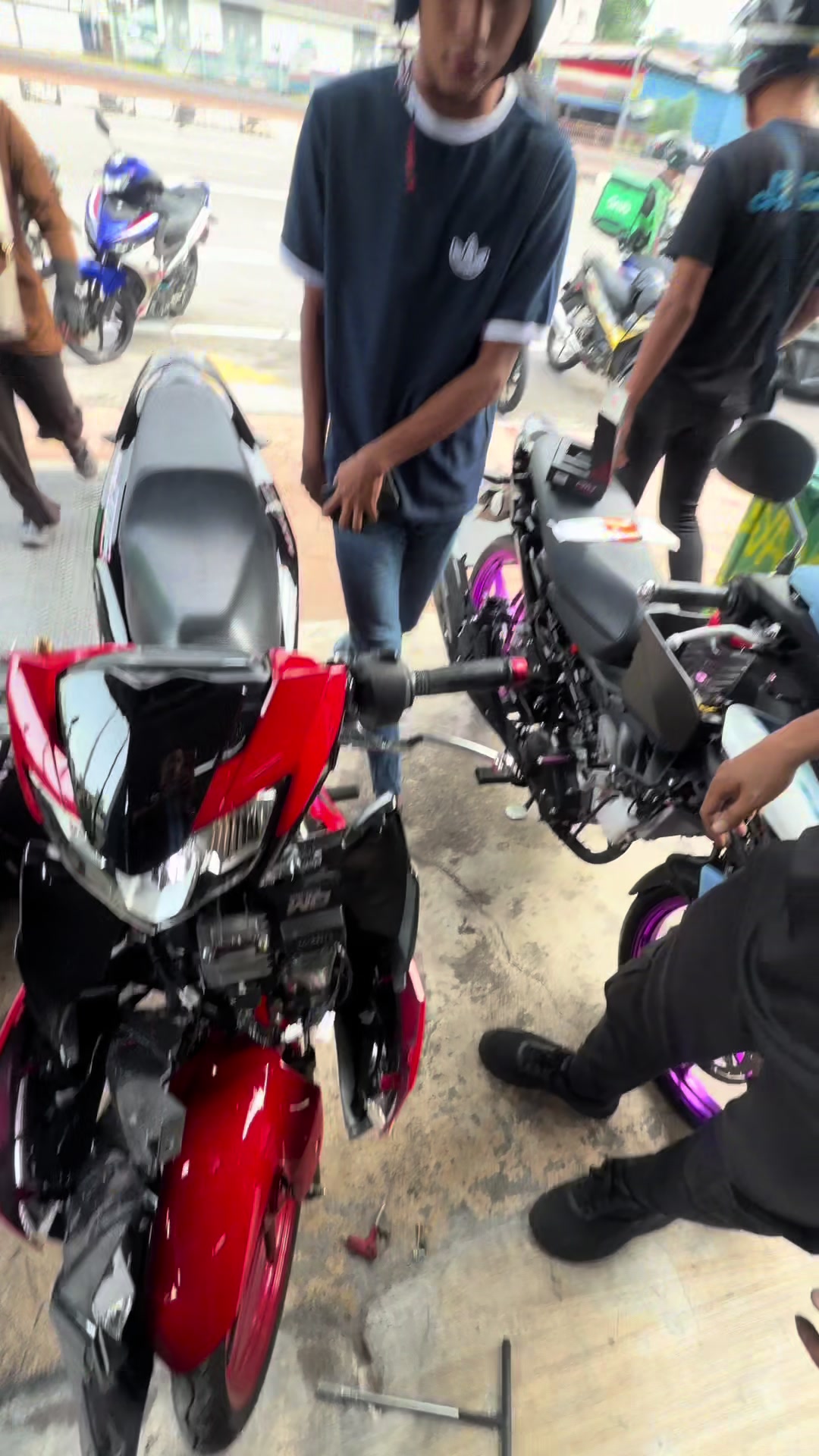 @QayyumMotorWork