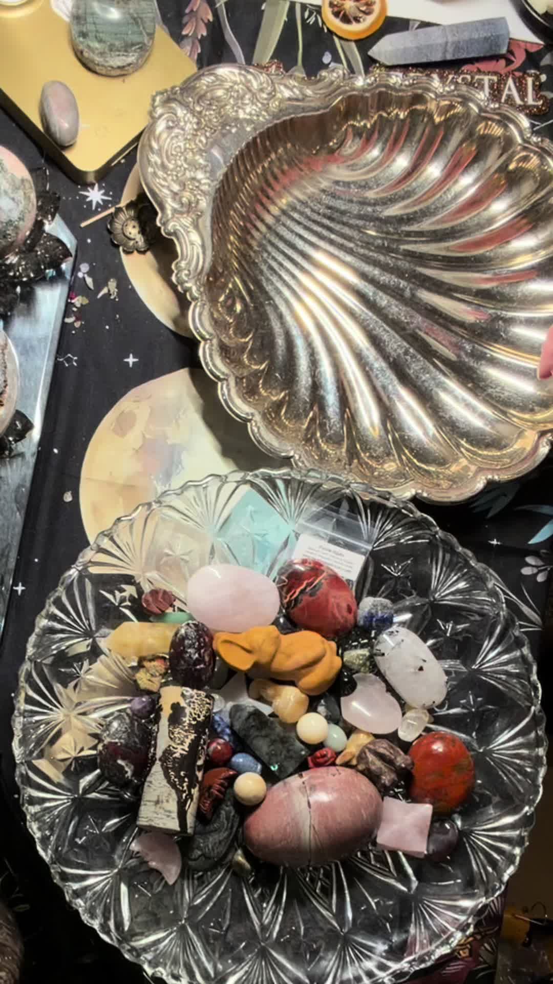@Moonsandcrystals