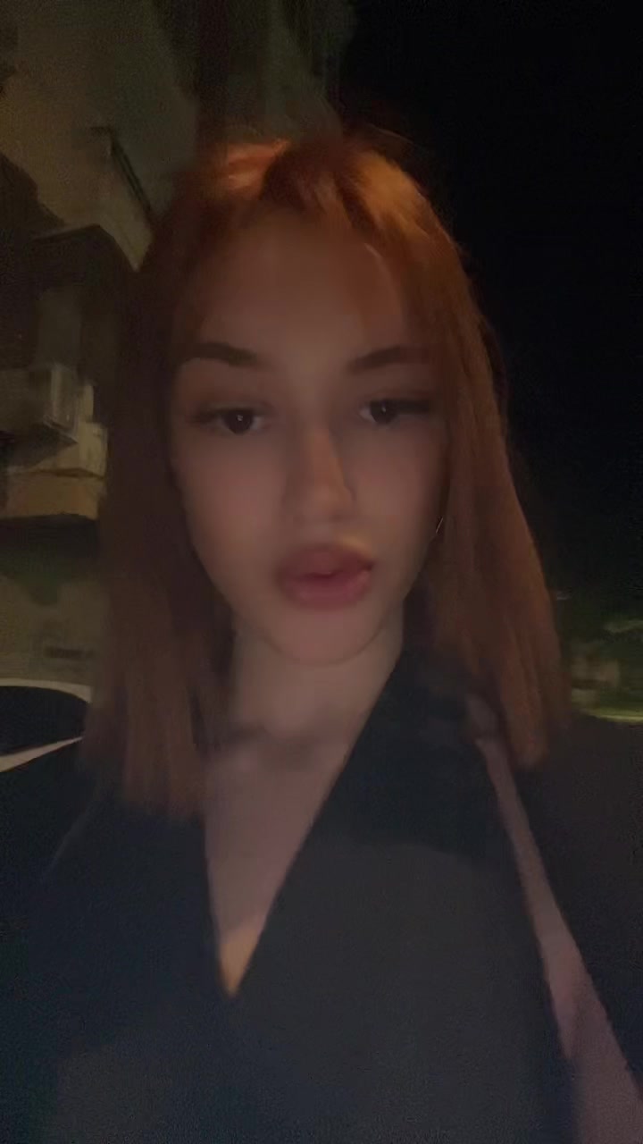 @elena