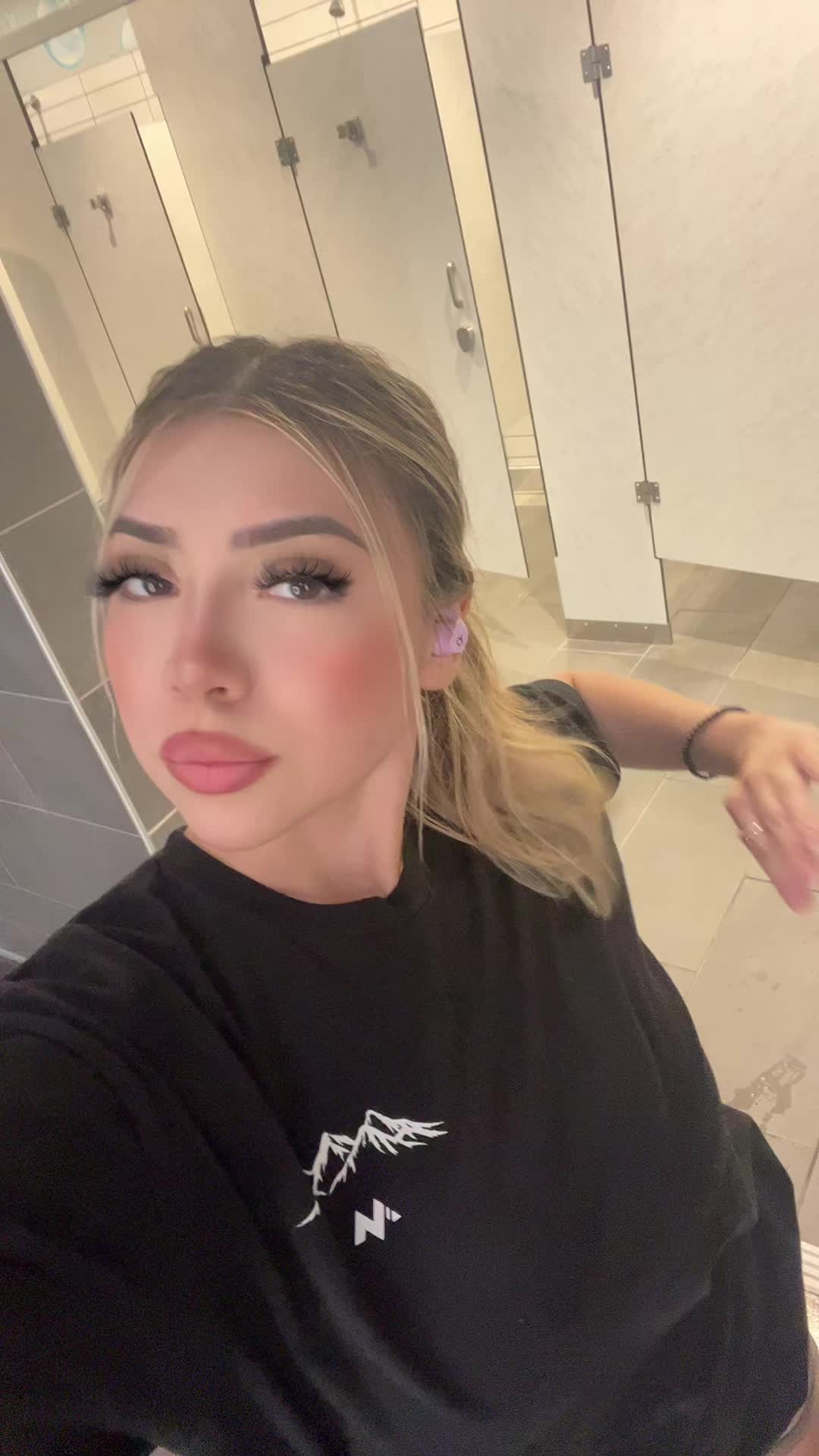 @Jazzy👸🏼