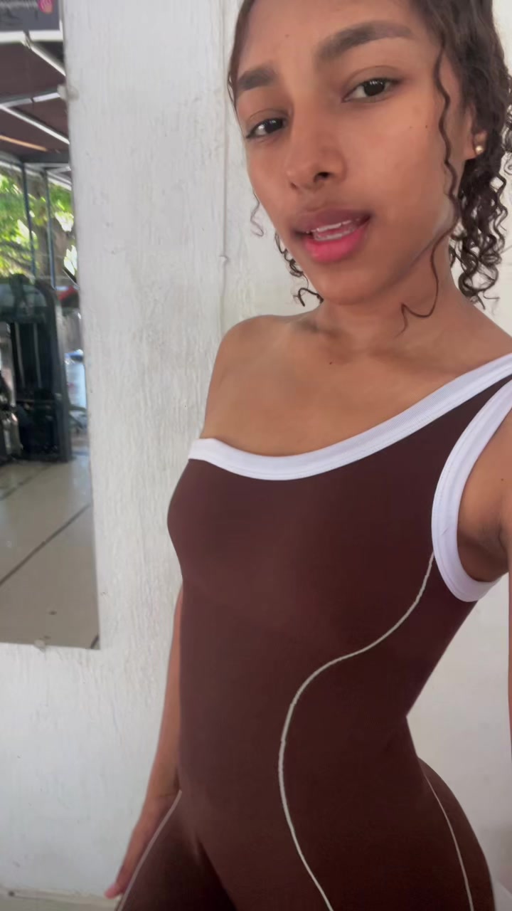 @🦋