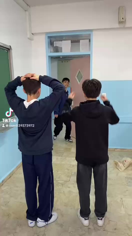 @resovoltadır