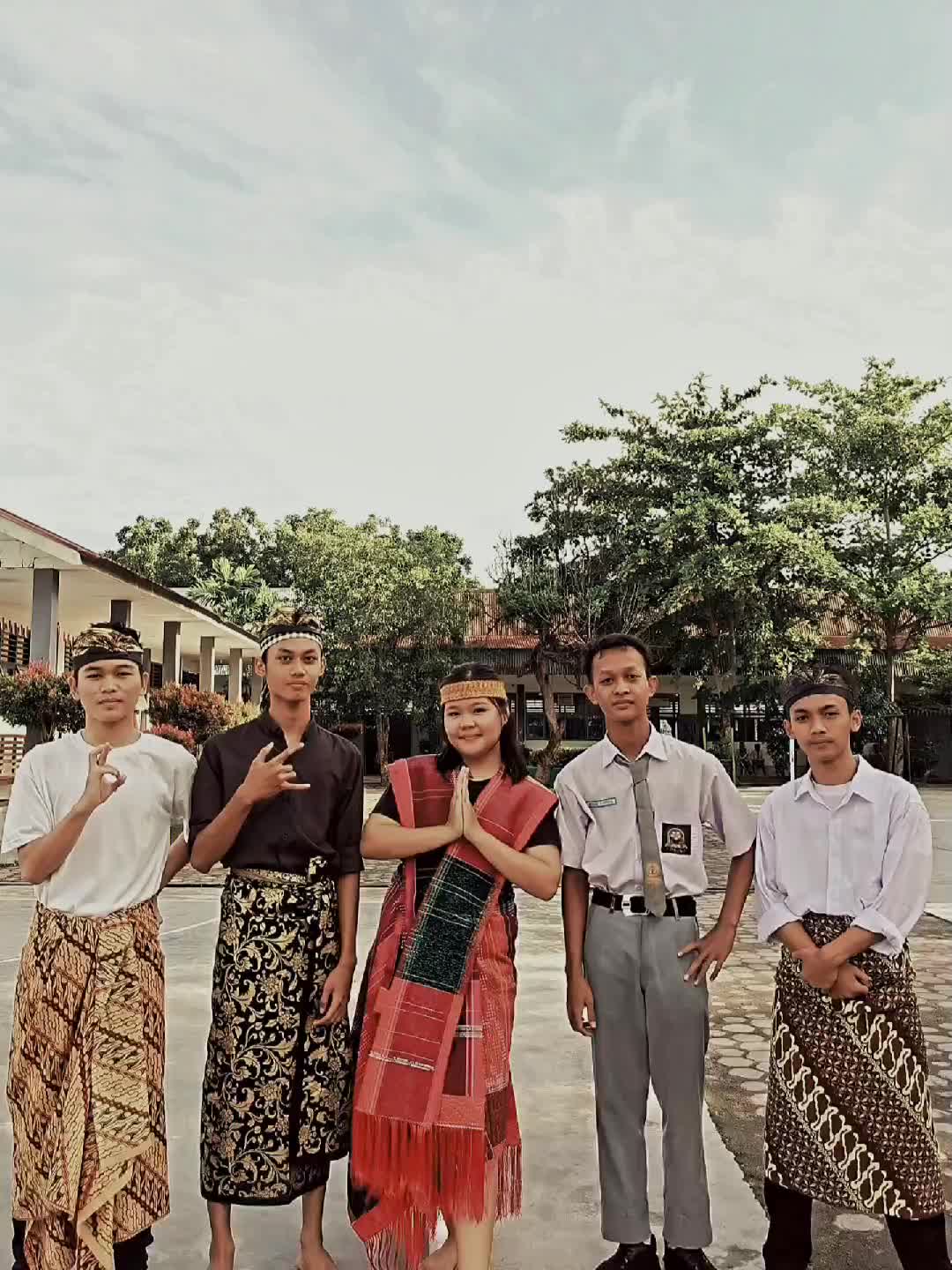 @XII IPS 3✨