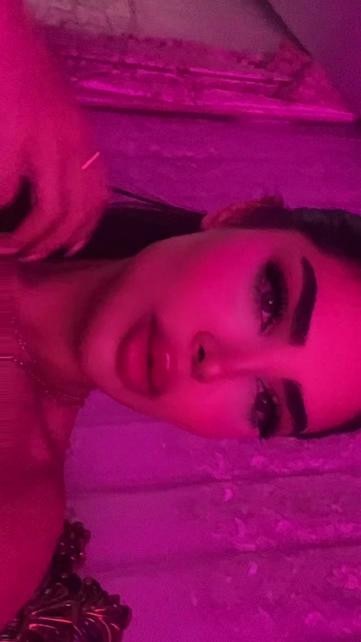 @111ayda111