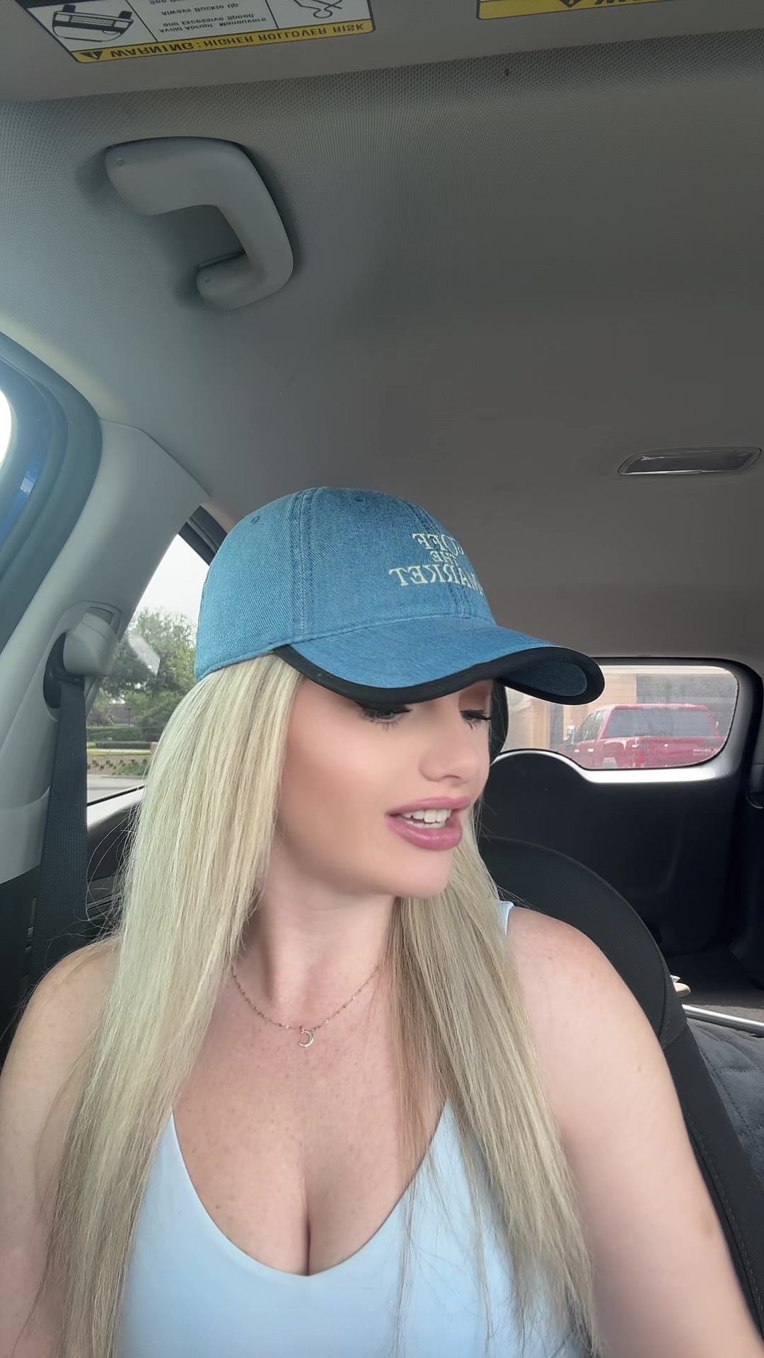 @adaywithmadison
