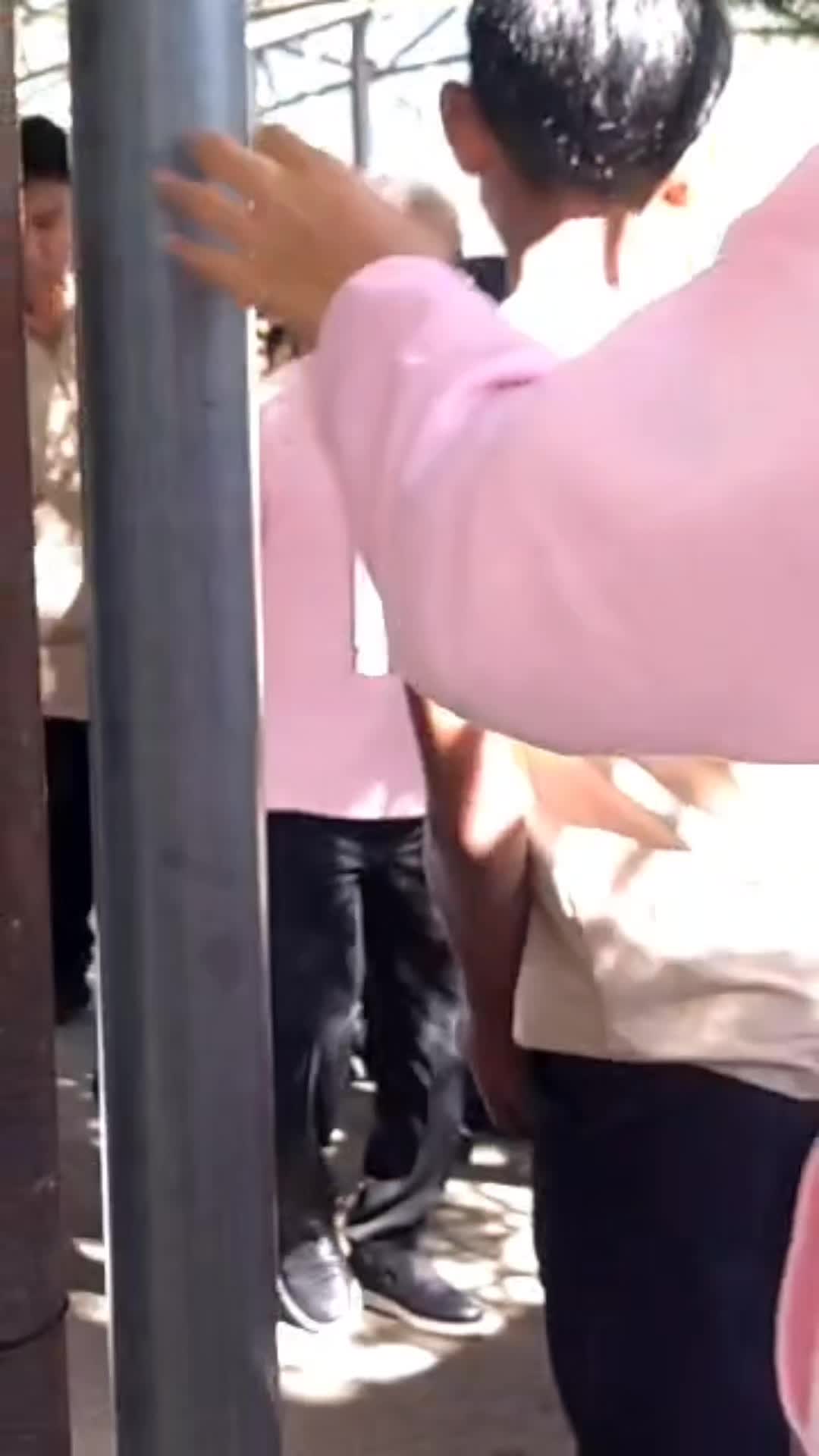 @Yan
