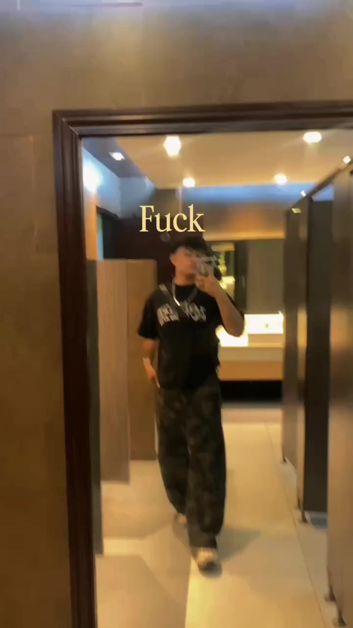 @Grayy👤