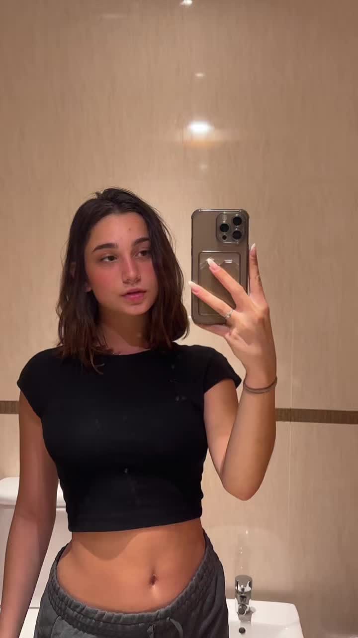 @Mari Barbieri