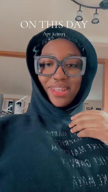 @Fontesha 🦋 🤎🧨