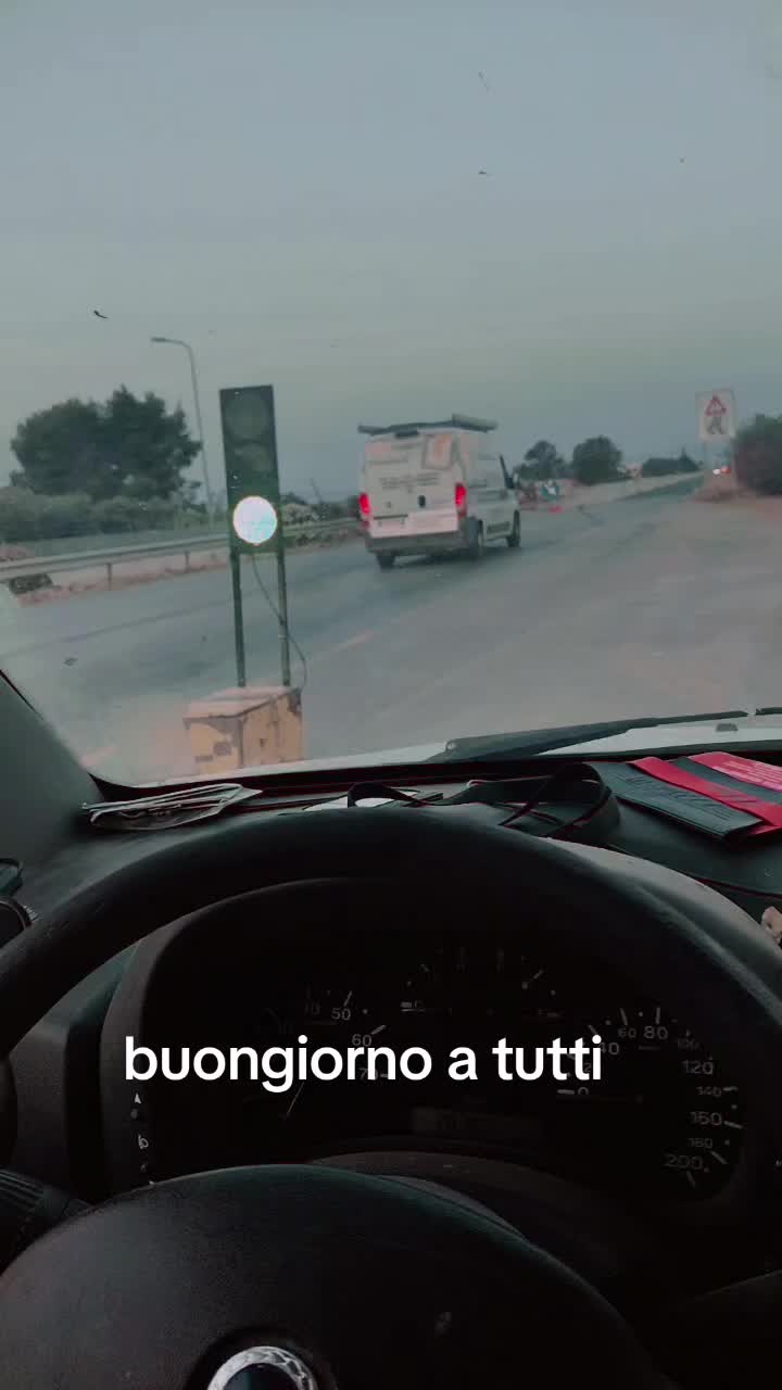 @Giovanni Costolone r
