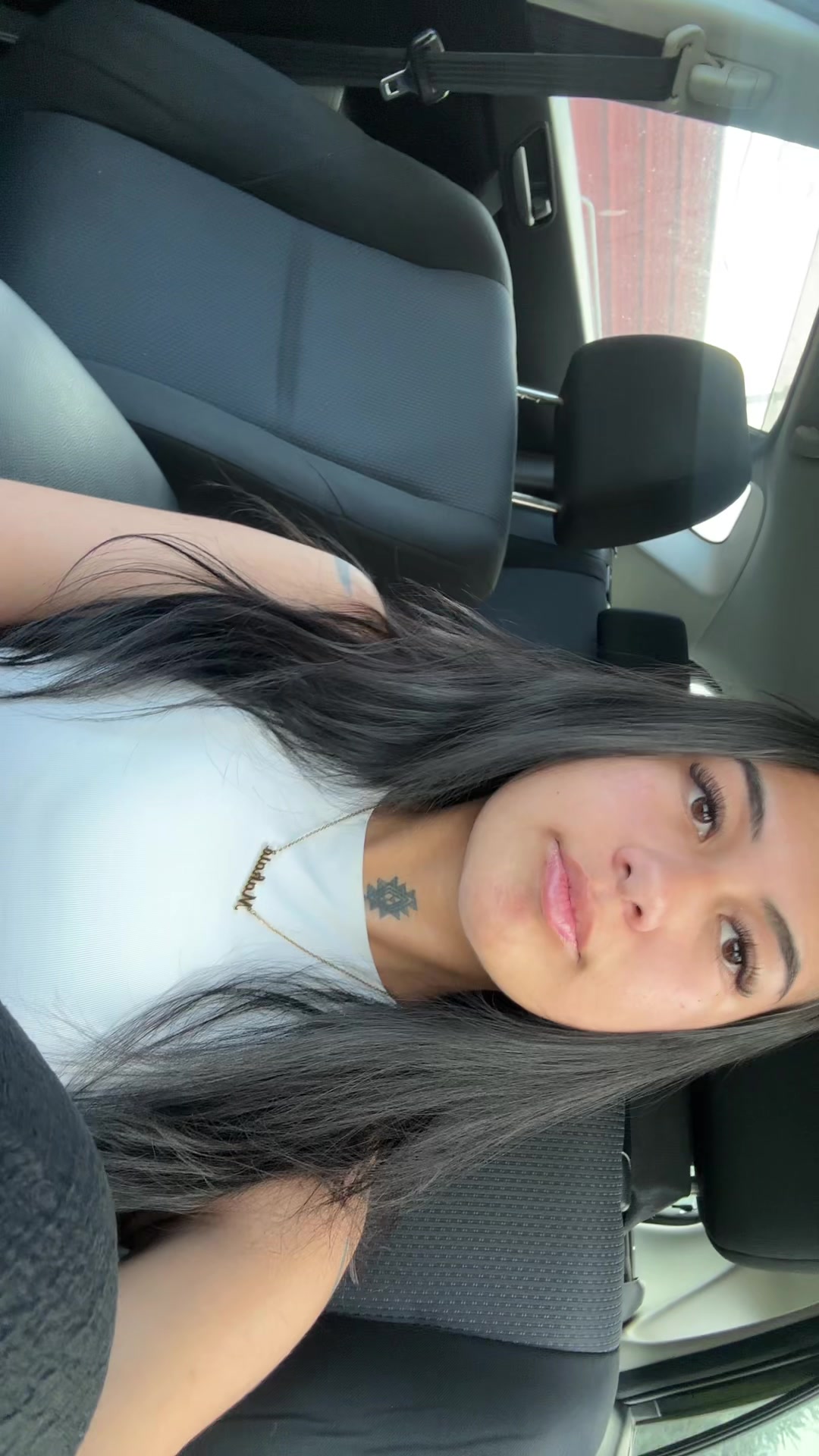 @jaahzel.pt