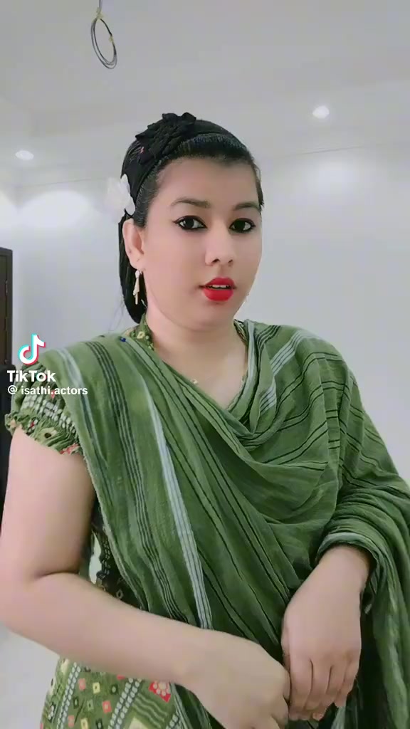 @অচেনা মানুষ