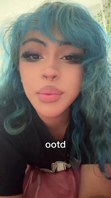 @mikeyndcheeze