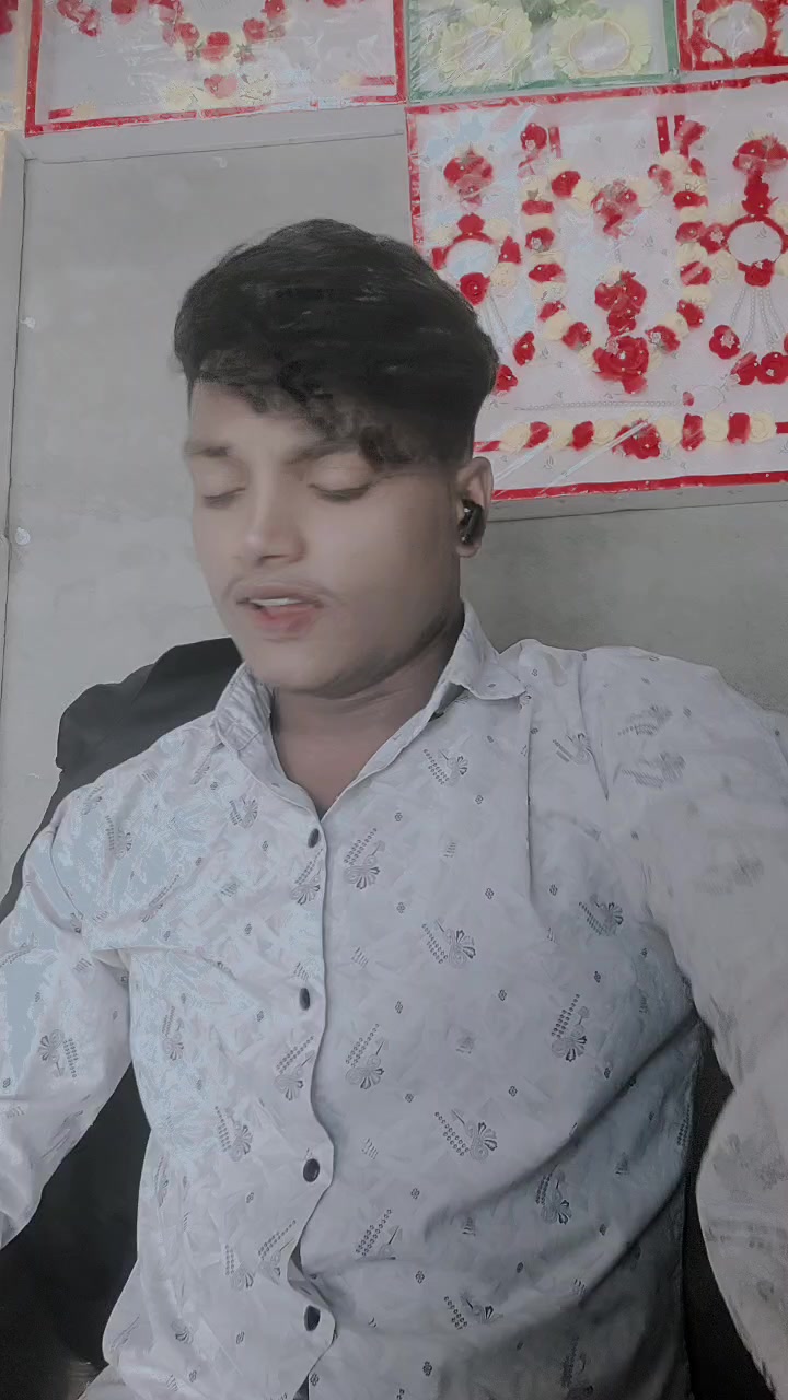 @Rs   Rohan