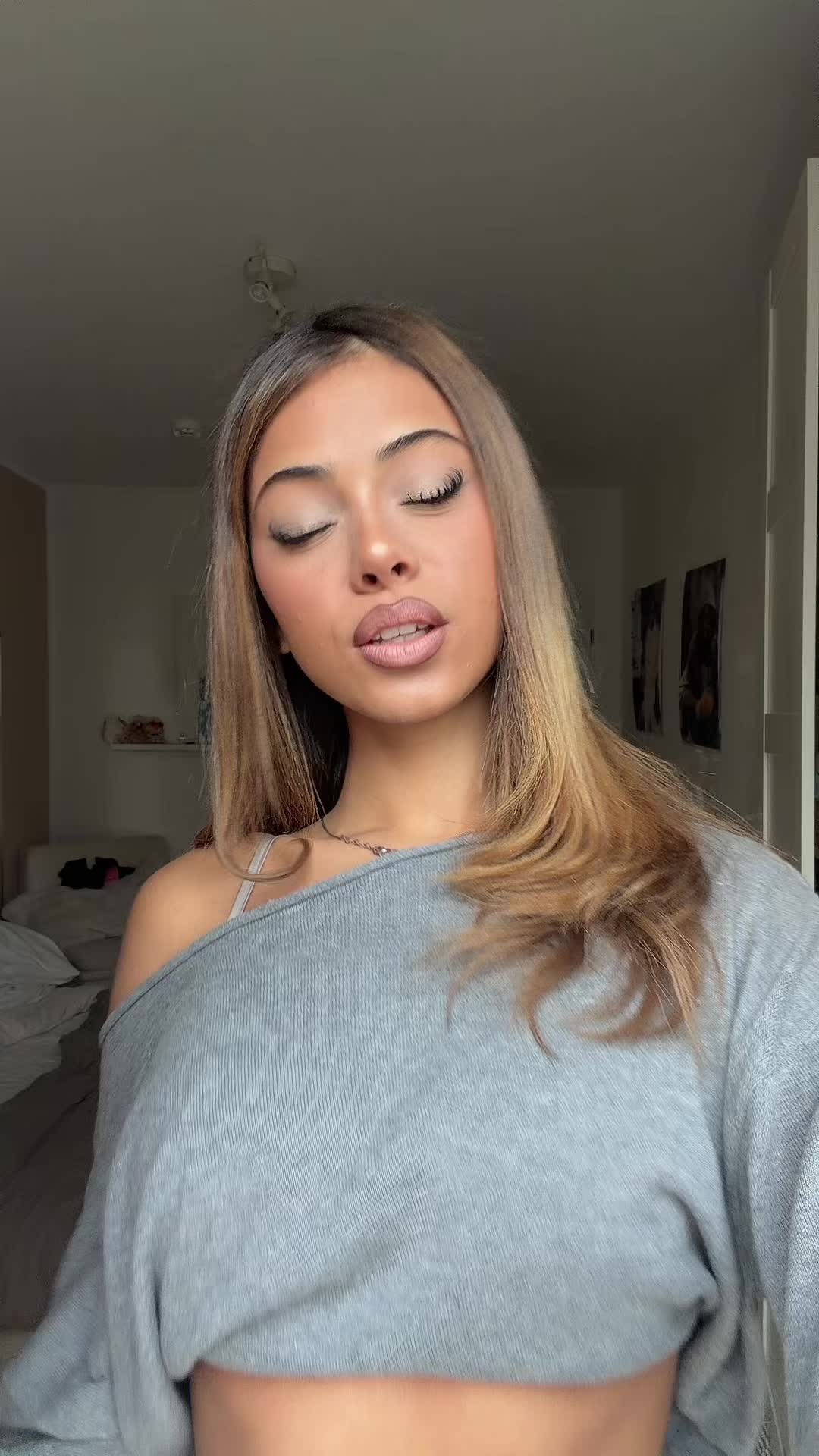 @🐰🐰