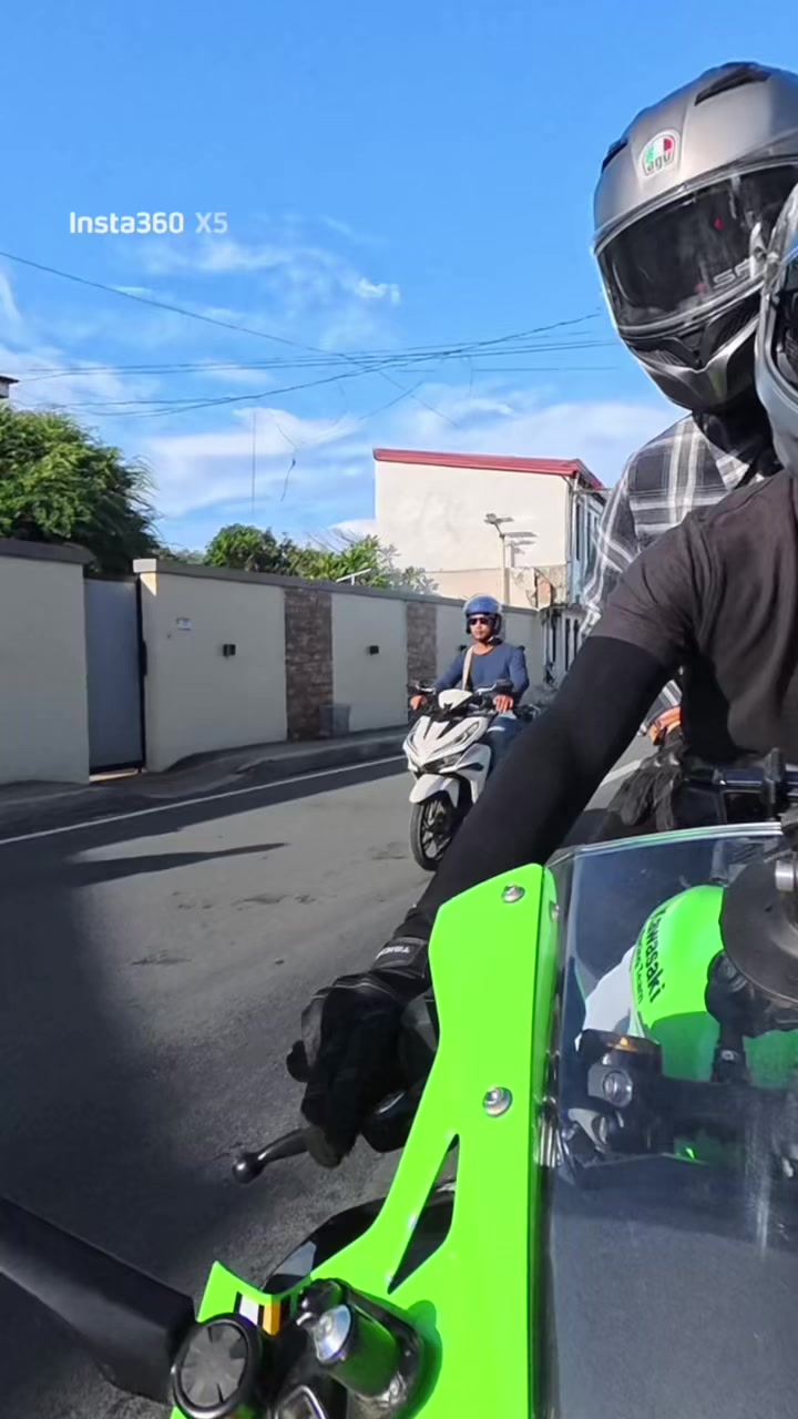 @Blitz Moto