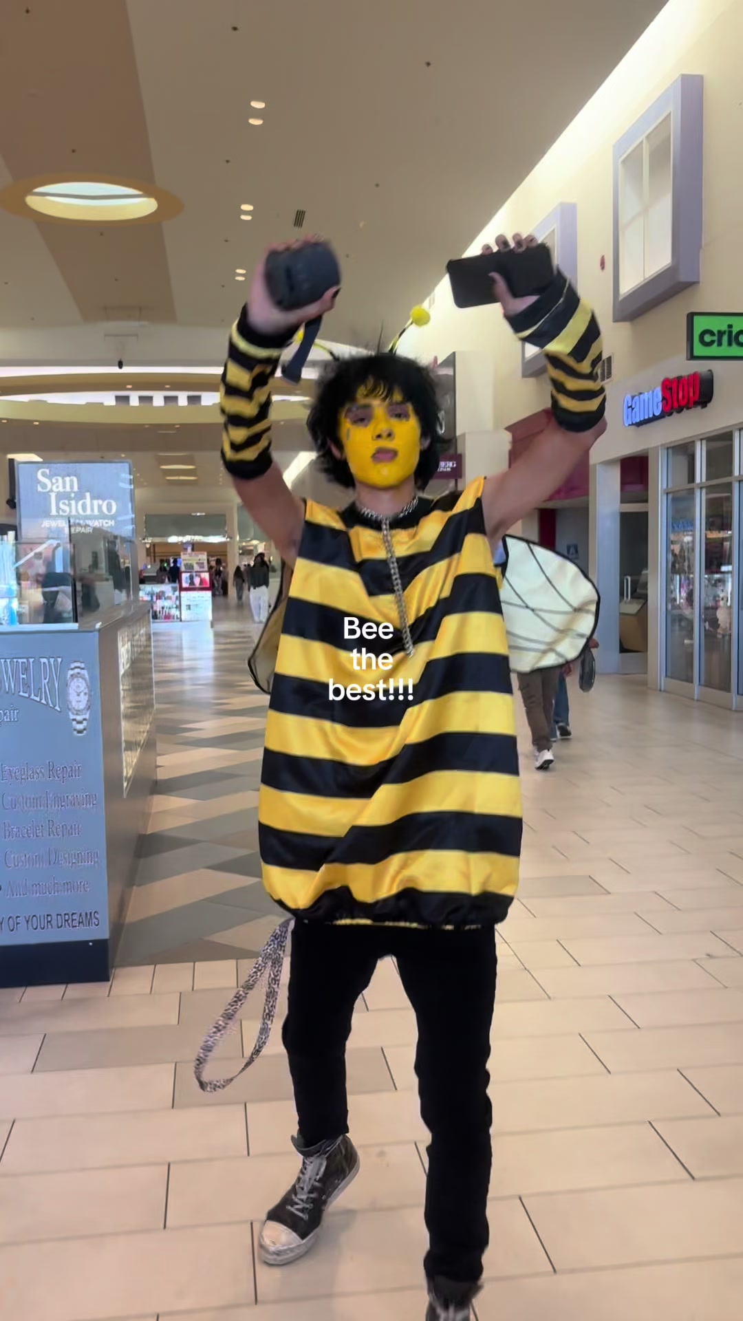 @Joji