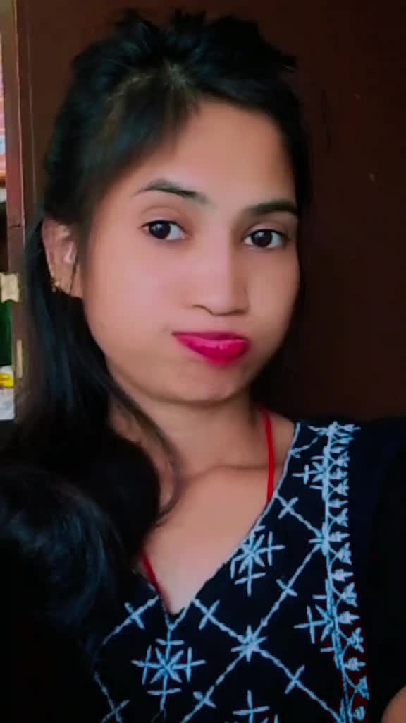 @BhojpuriyaQueen👑