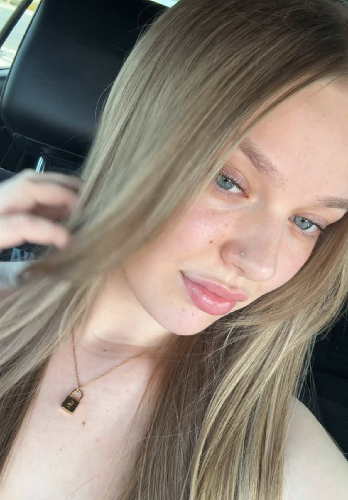 @nia👸🏼