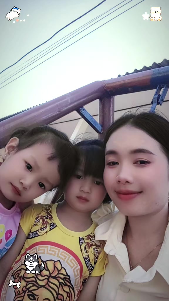 @🥰ສາວຄູລົດເມ😝