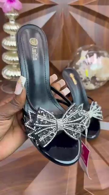 @Queeny closet