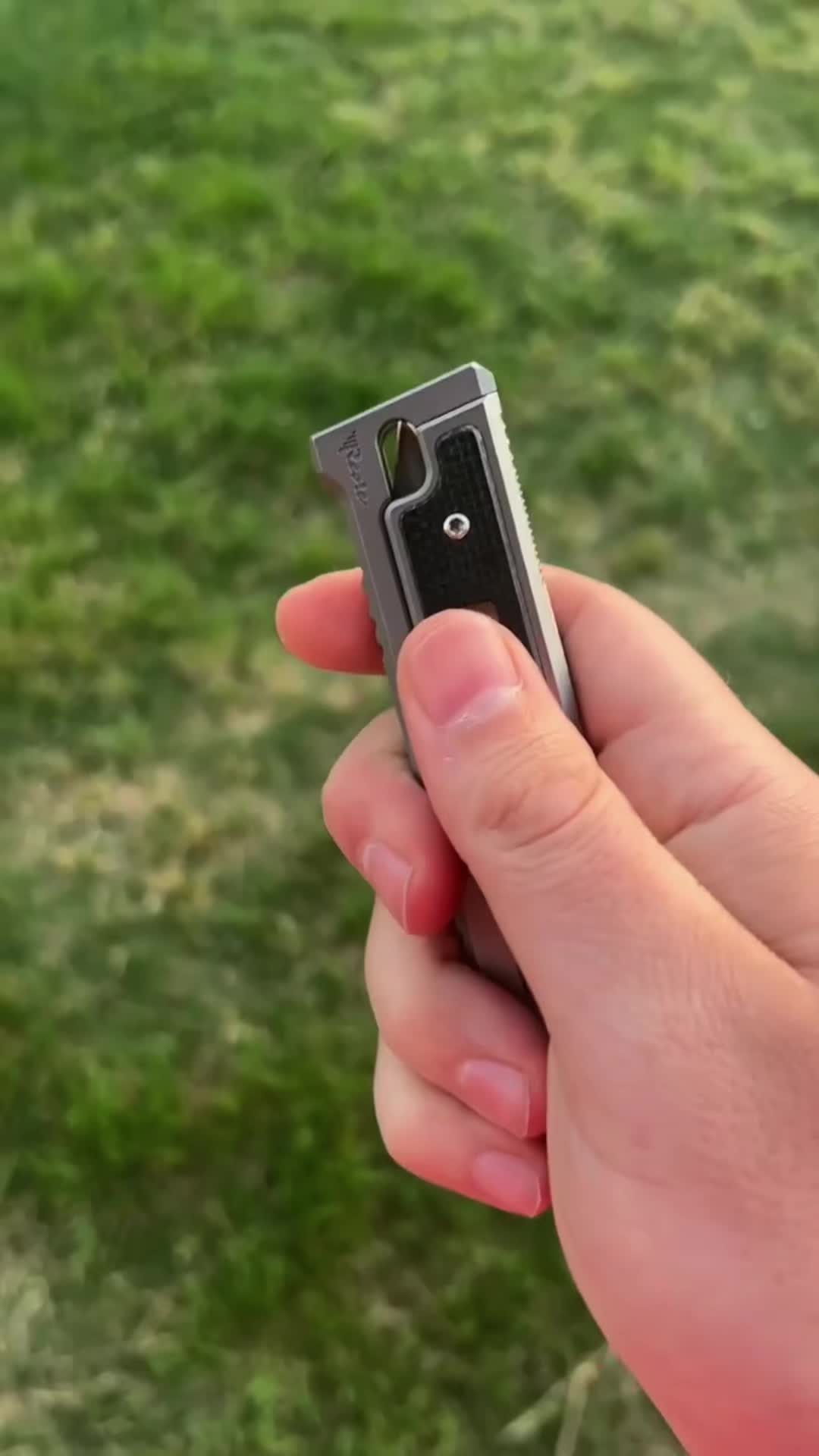 @Vintage_Knife_Guy