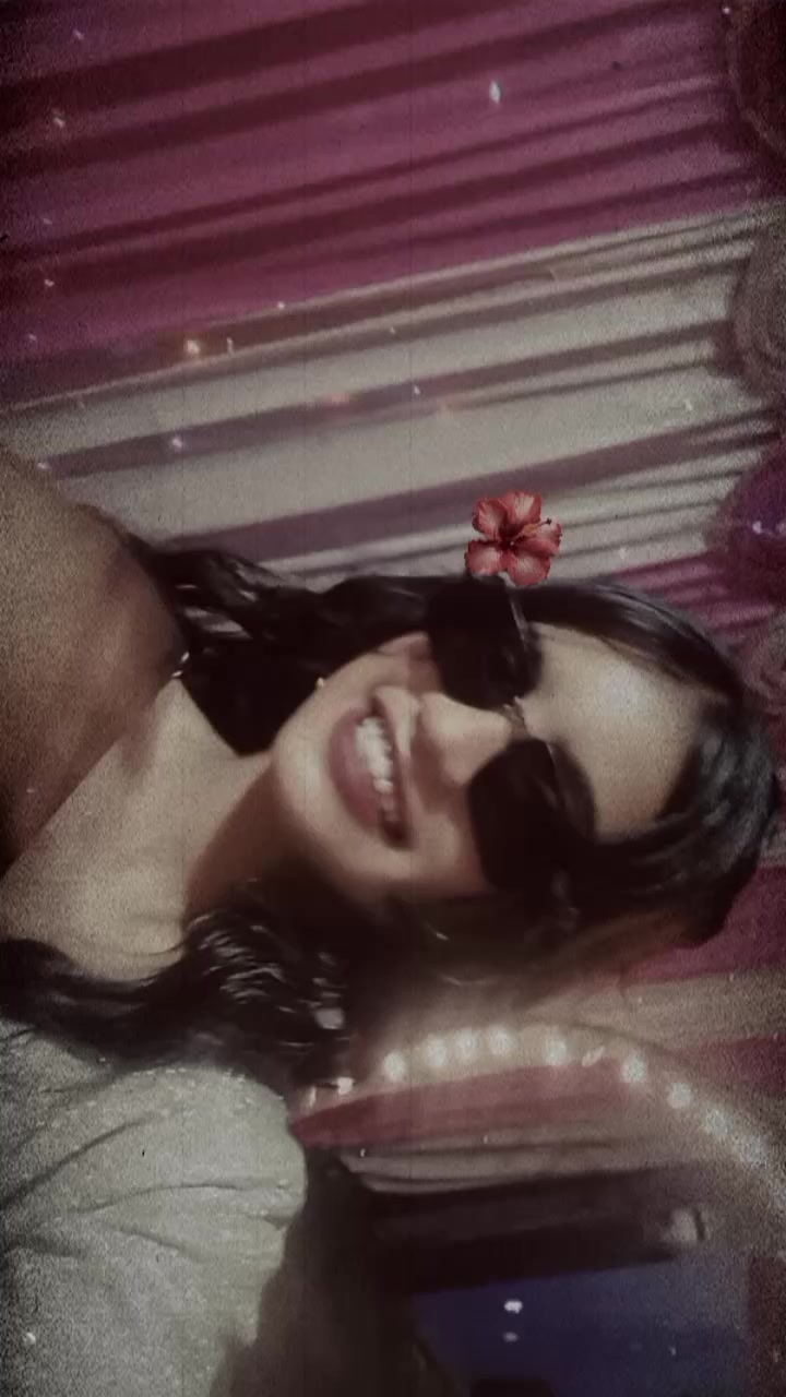 @{simple🕊️🪽 queen}