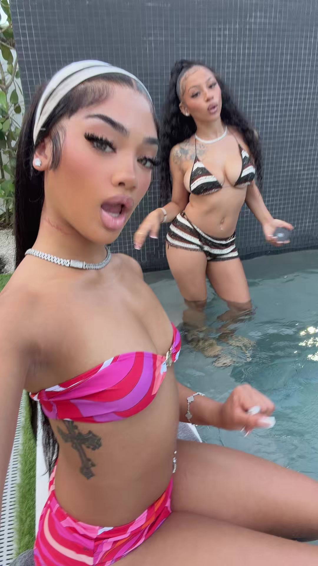@leavemealone