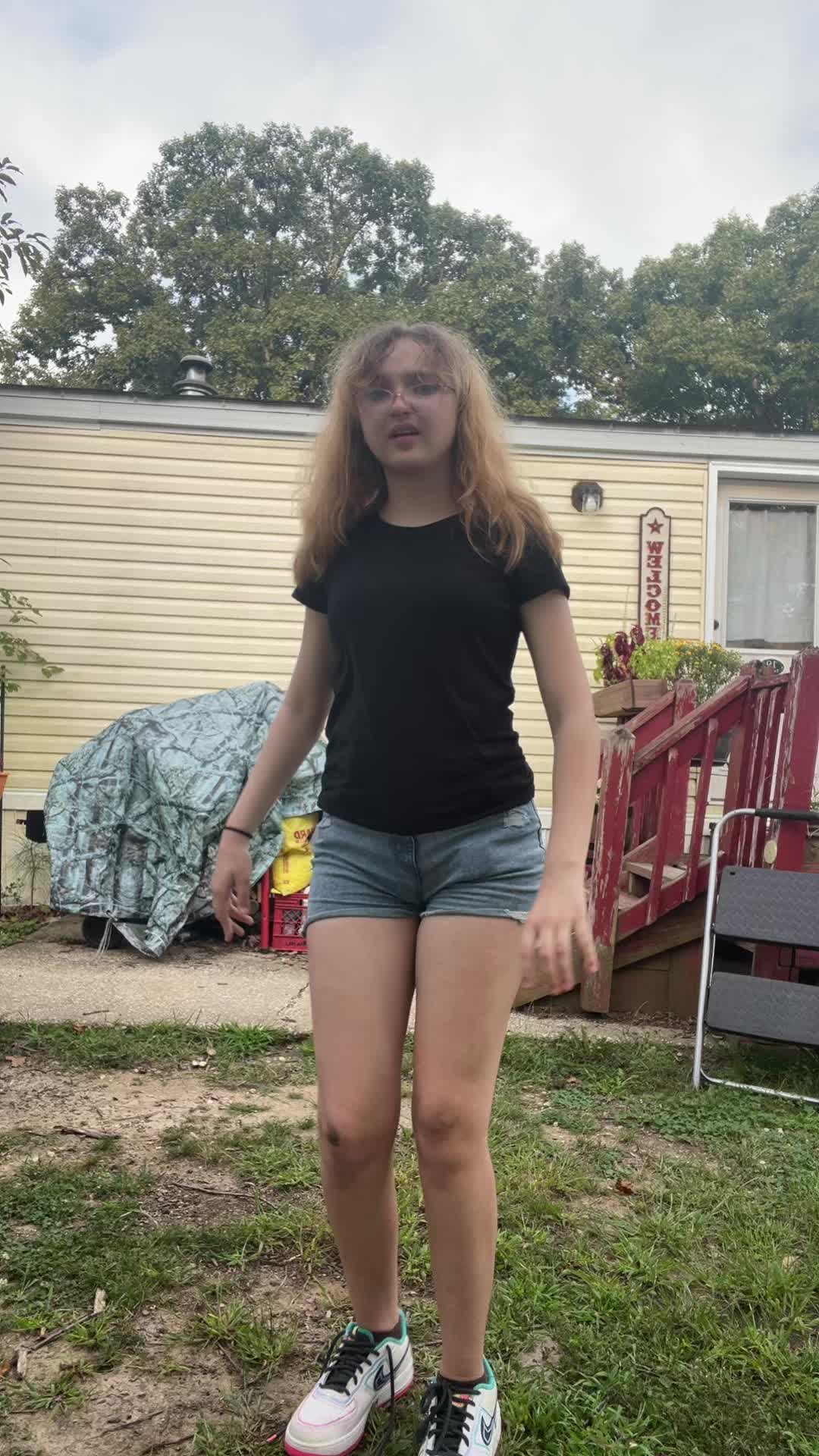 @noramakeup29