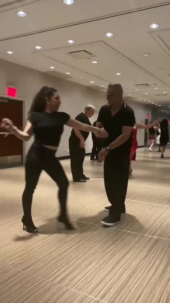 @RickyQ Dance