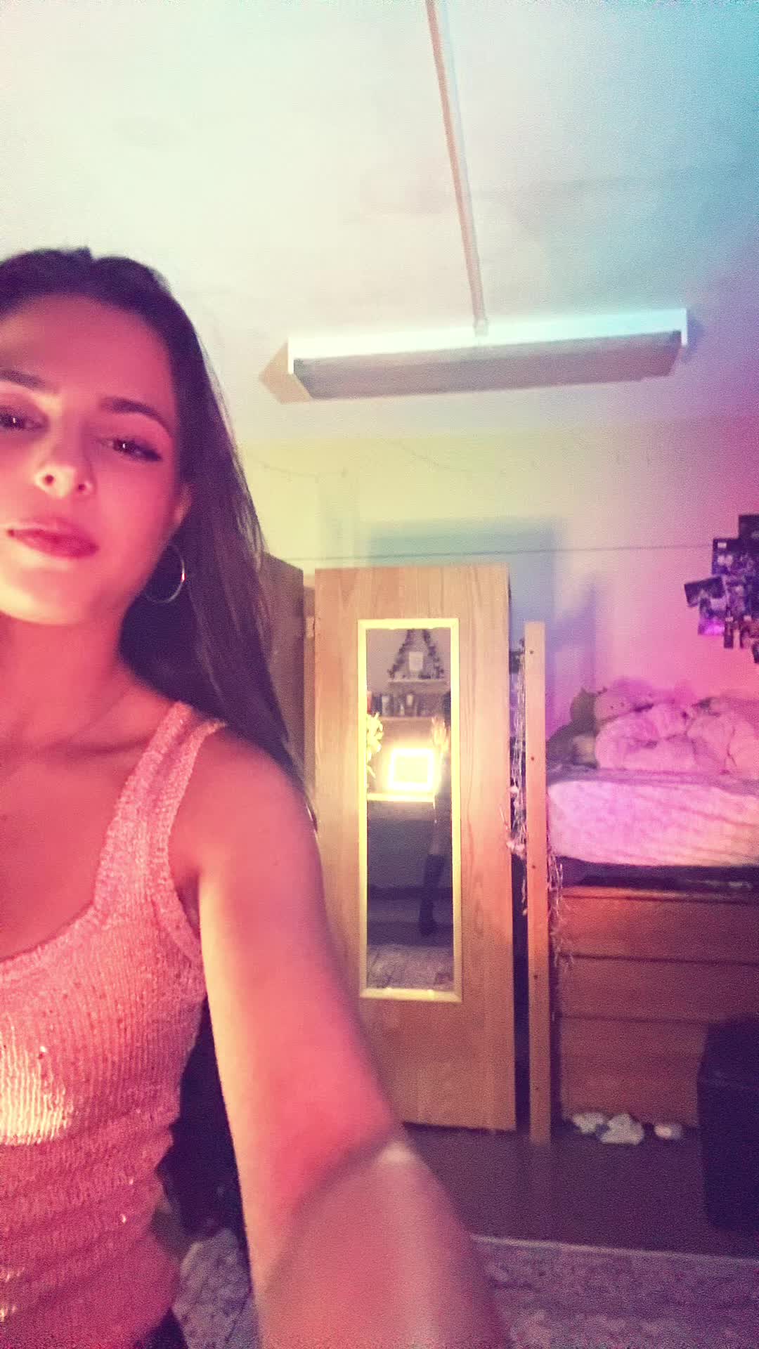 @ava_larcome