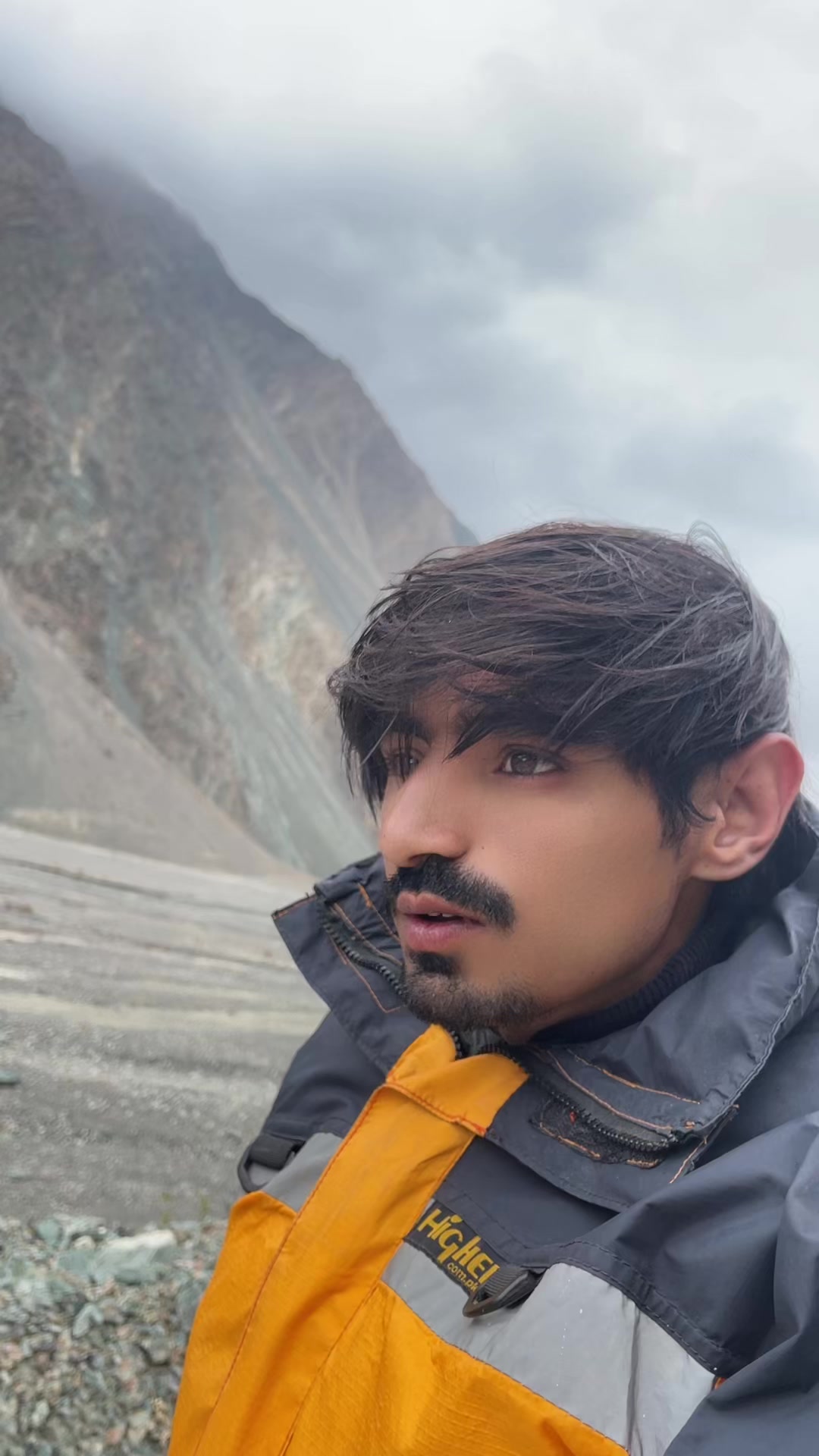 @Mr_GuRu03🤩
