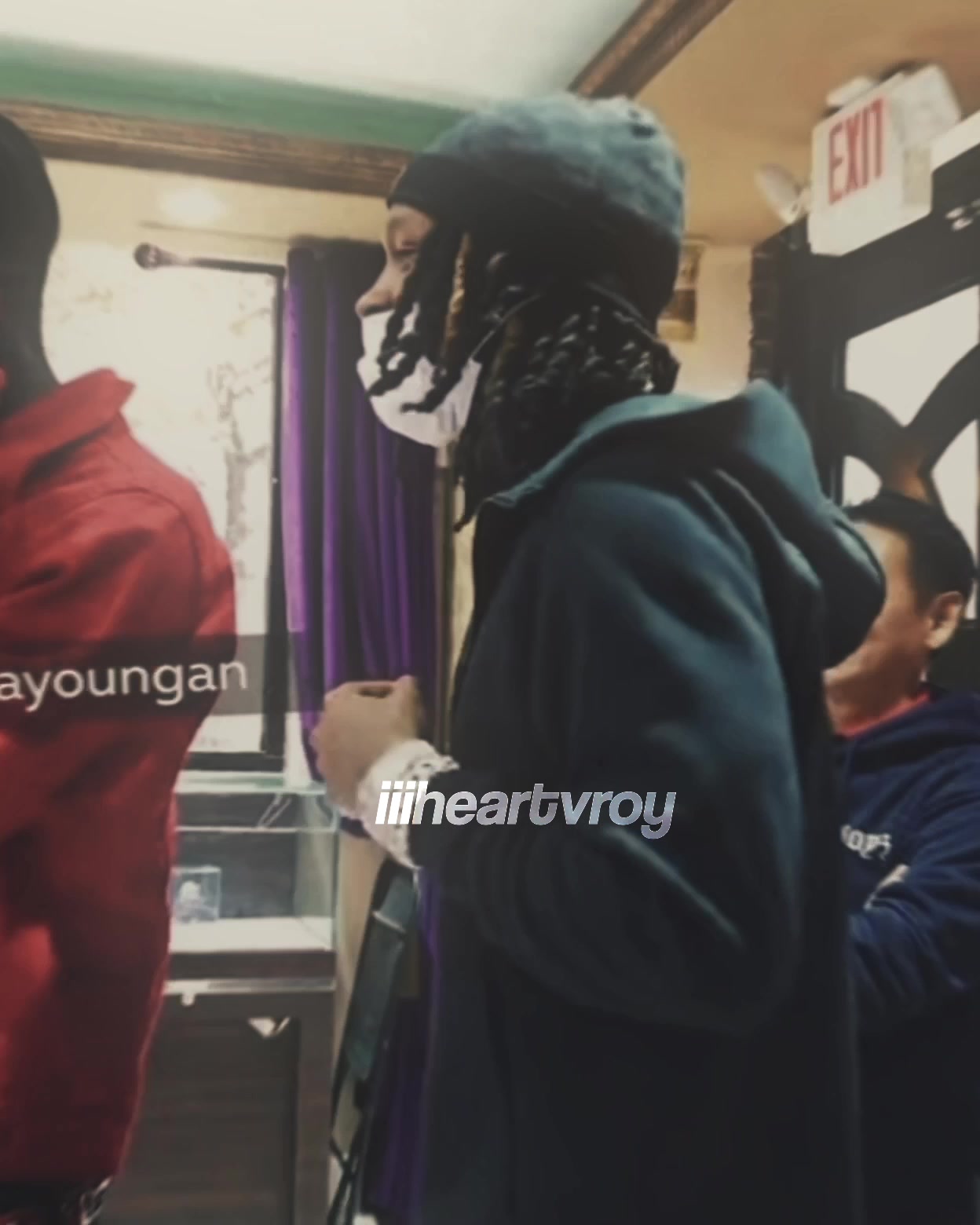 @VON🖤