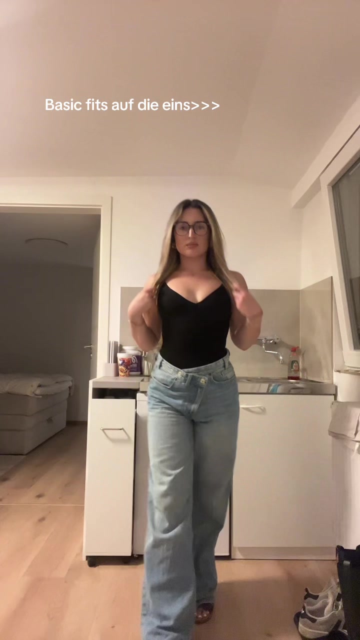 @Alexandra-Maria:)
