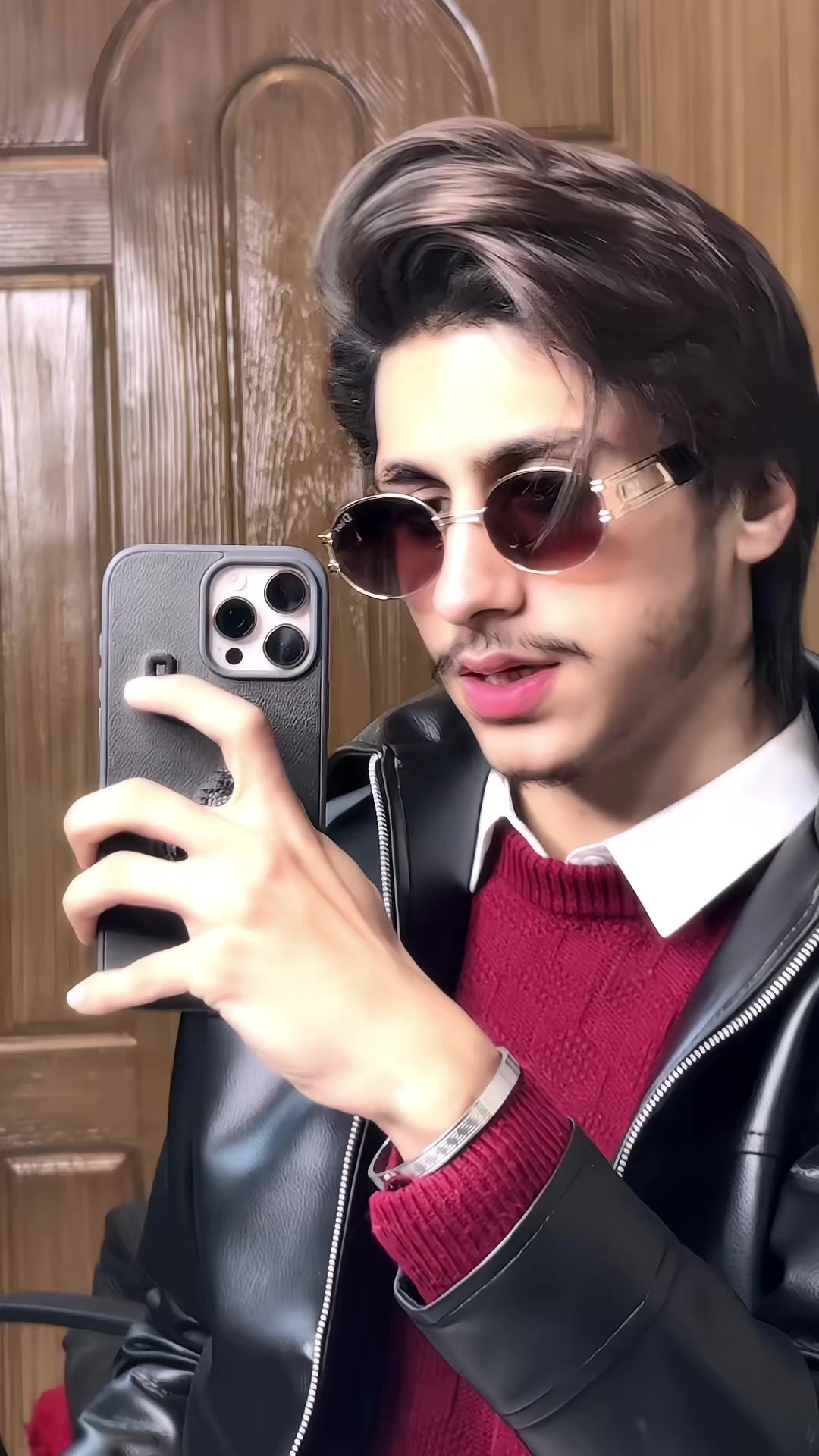 @ہادی خان 🦇