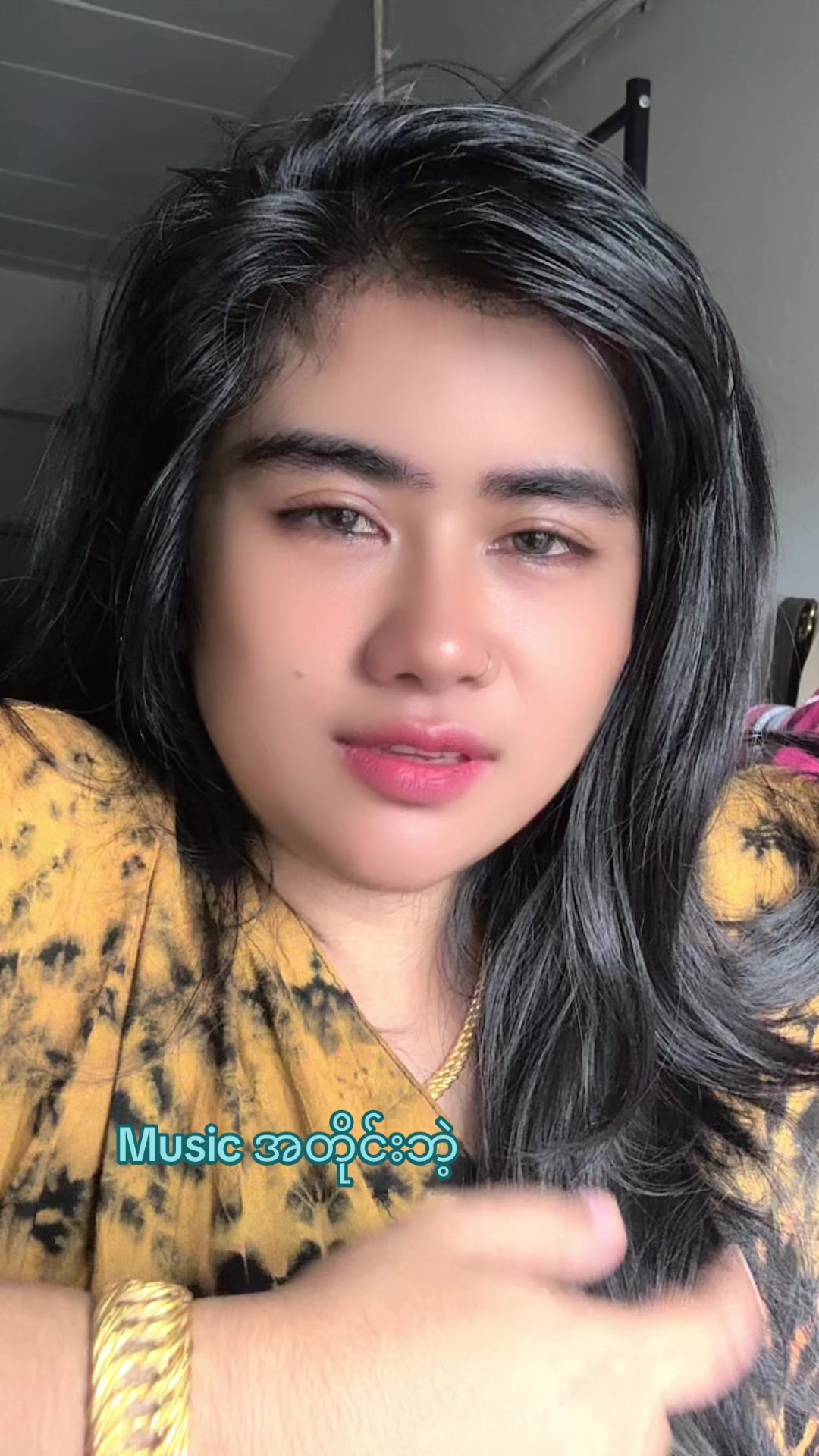 @🎀အနက်ခါးခါးပန်းပန်း🎀