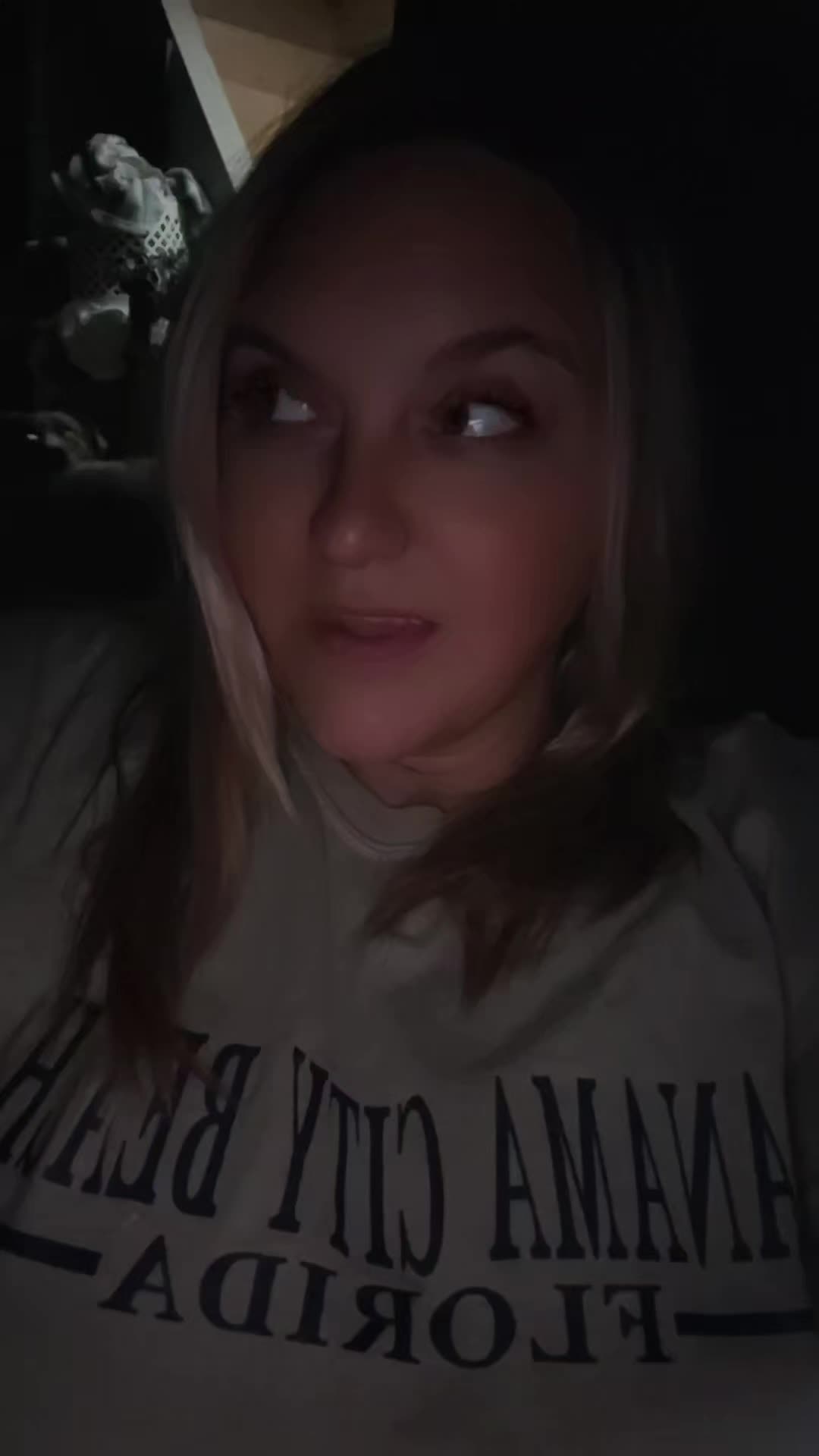 @AshleyChalet
