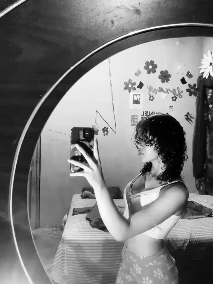 @LORE🧚♀️
