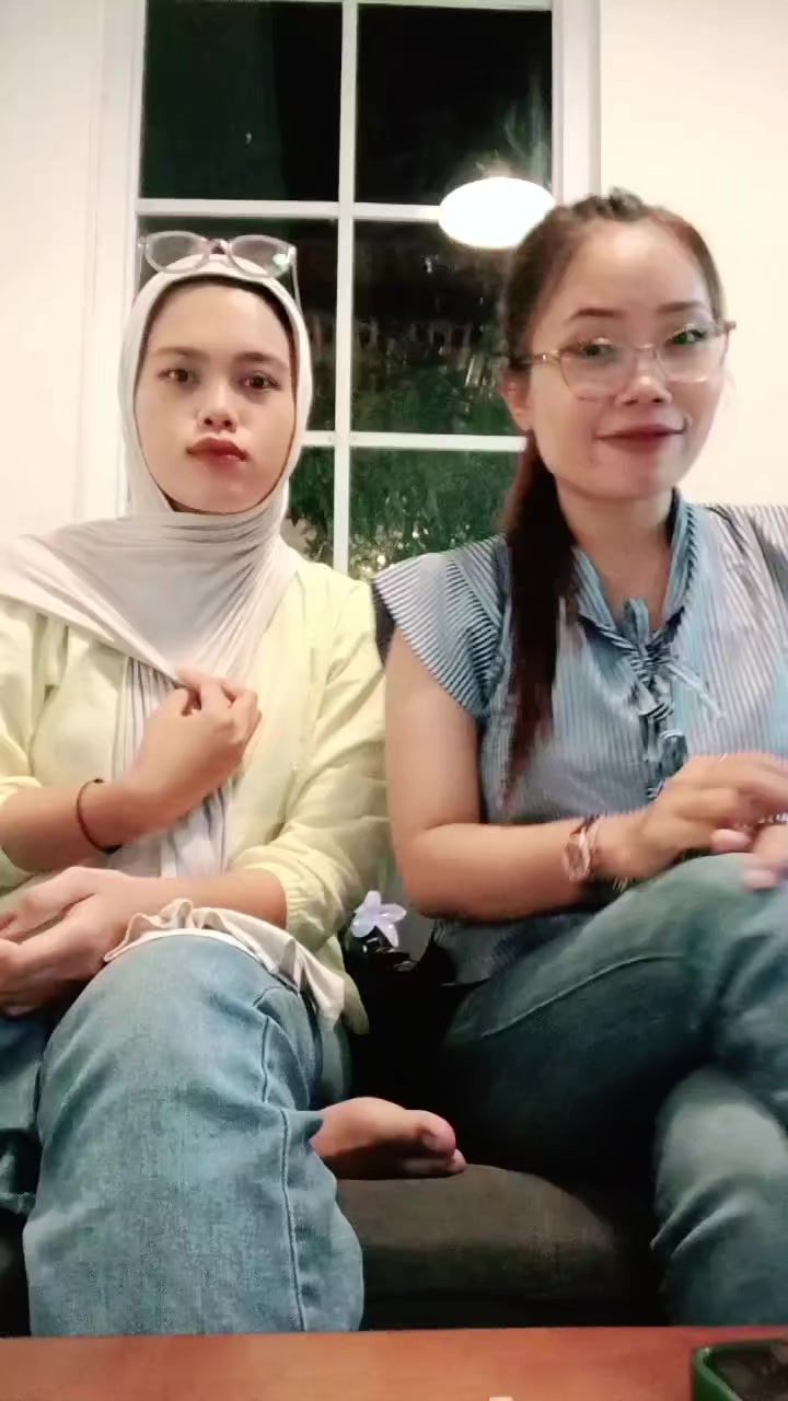 @vhyeselvy