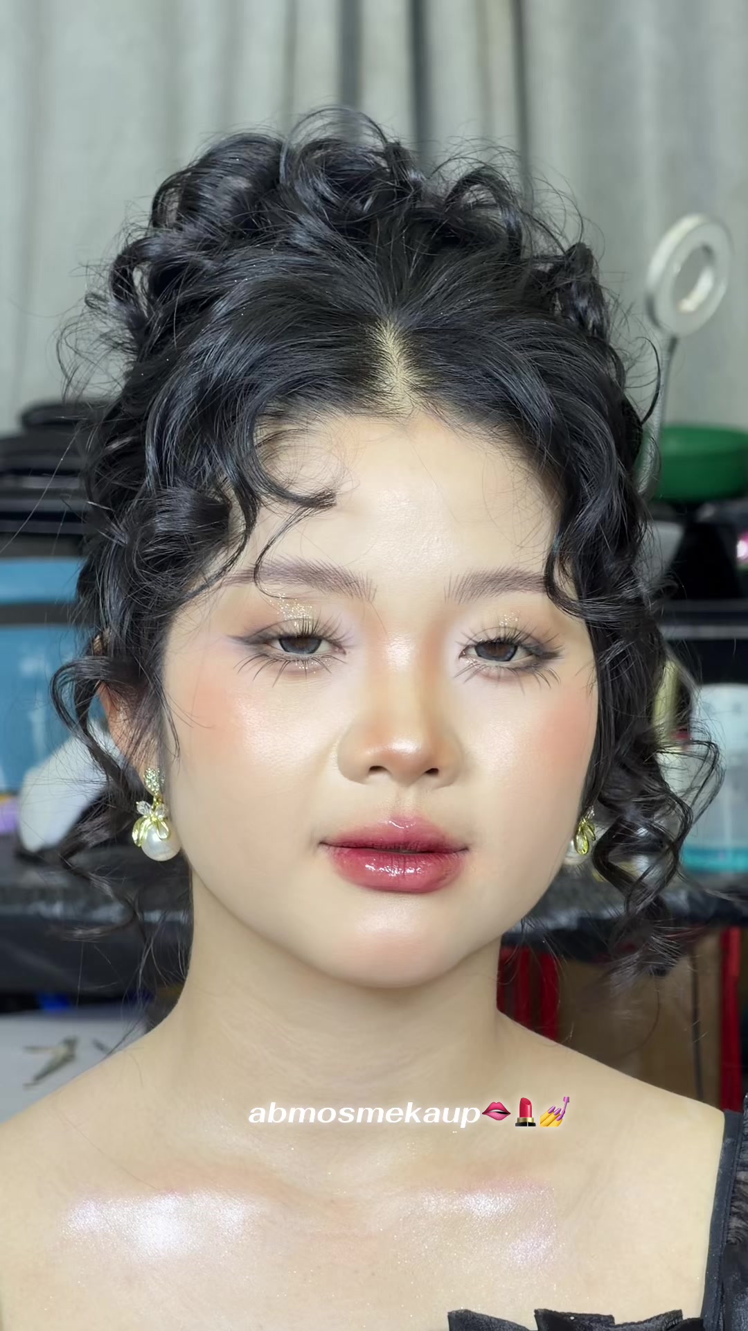 @abmosmakeup