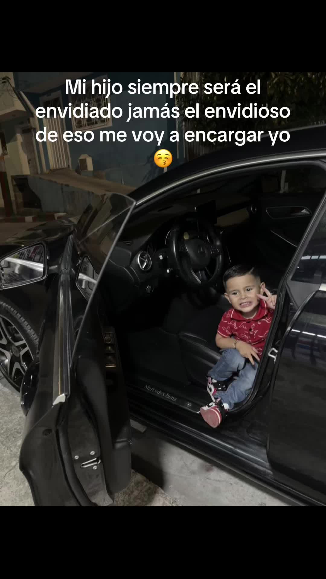 @NicoollM
