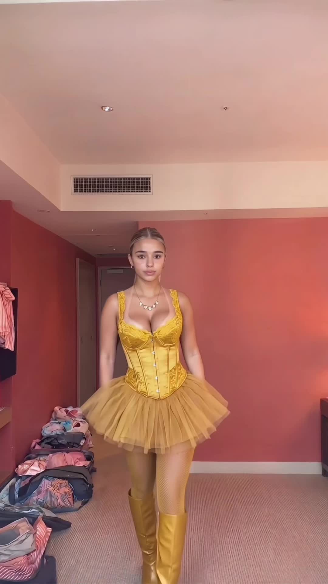 @Lily
