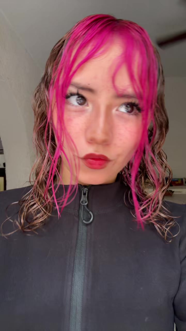 @Ly